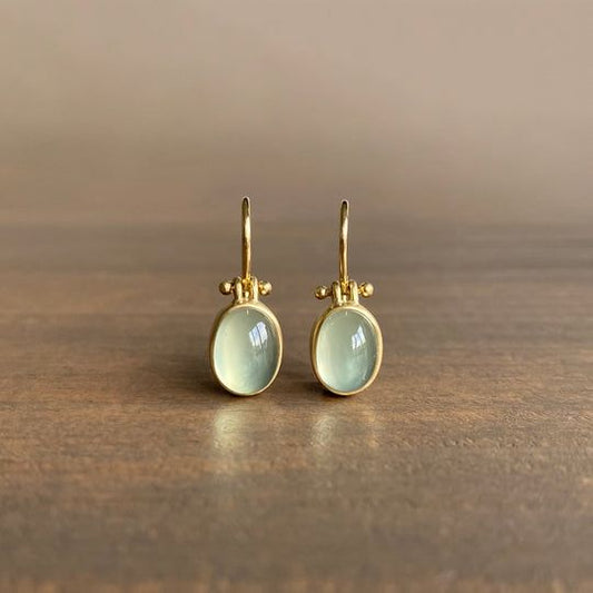 Thomasequestrian | Vintage Earrings with Green Moonstone – Elina Elegant Gemstone Jewelry