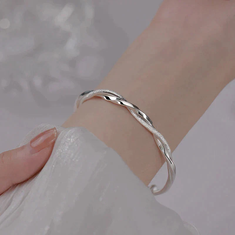 Thomasequestrian | Elegant Woven Silver Bracelet
