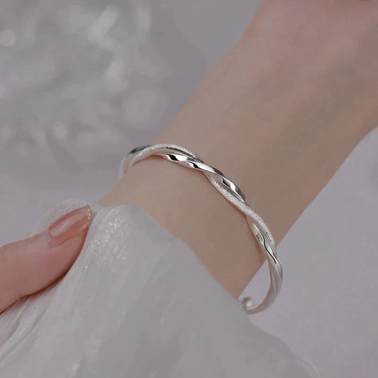 Thomasequestrian | Elegant Woven Silver Bracelet