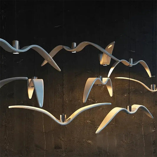 Thomas Equestrian | ÉclatAiles - Bird Shaped Design Lamp