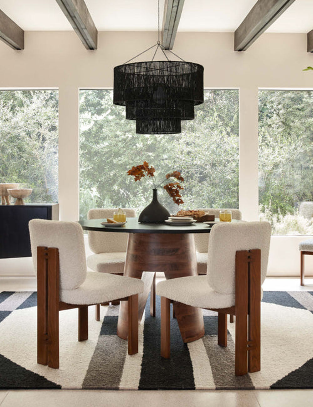 Thomas Equestrian | Chavette Chandelier, Black