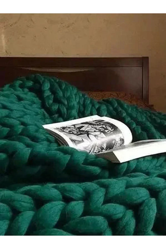 Thomasequestrian | Cozy Knit Chunky Blanket – Thick Handmade Throw for Couch & Bed