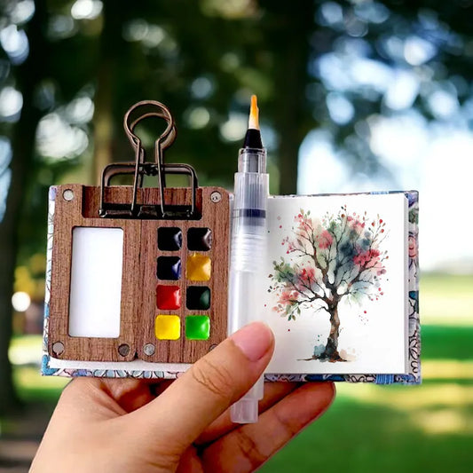 Thomasequestrian | Mobile Watercolor Paint Box Set with 24 Colors