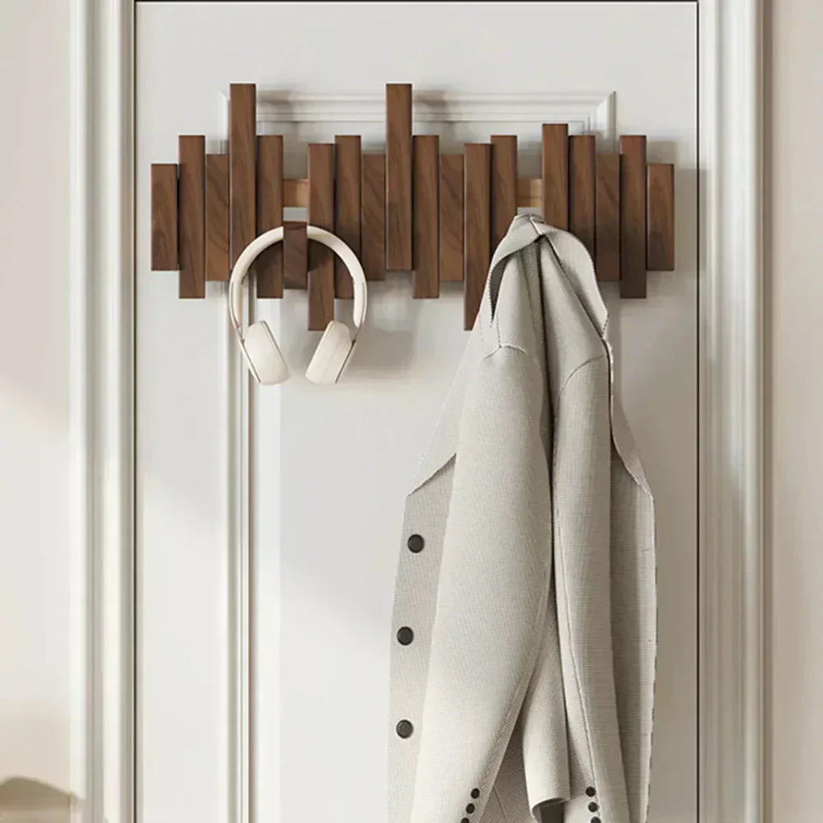Thomasequestrian | Piano Wood Wall Cladding – Elegant Entryway Organizer with Hooks